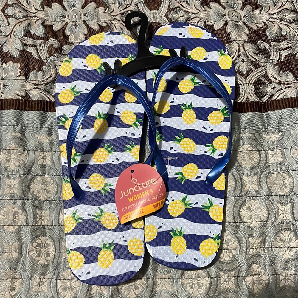Adorable pineapple flip flops